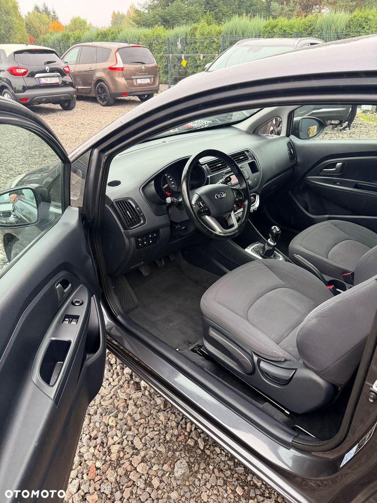 Kia Rio 1.4 Dream Team Edition - 7