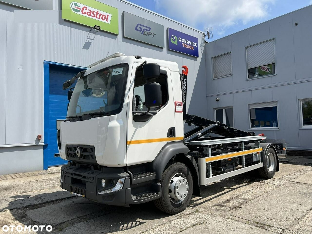 Renault D16, hakowiec Janco/GP Lift - 1