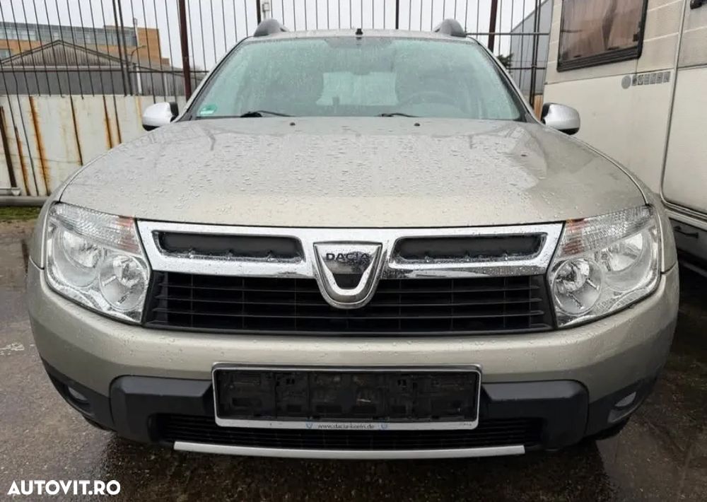 Dacia Duster 1.6 16V 4x2 Essentiel - 1