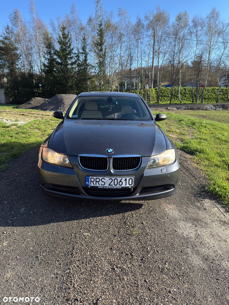 BMW Seria 3 - 1