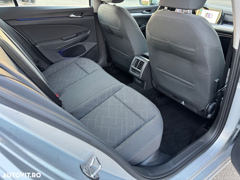 Volkswagen Golf 2.0 TDI SCR Life - 29