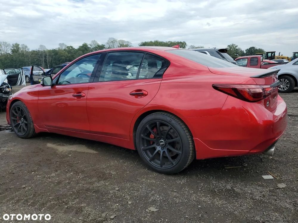 Infiniti Q50 - 2