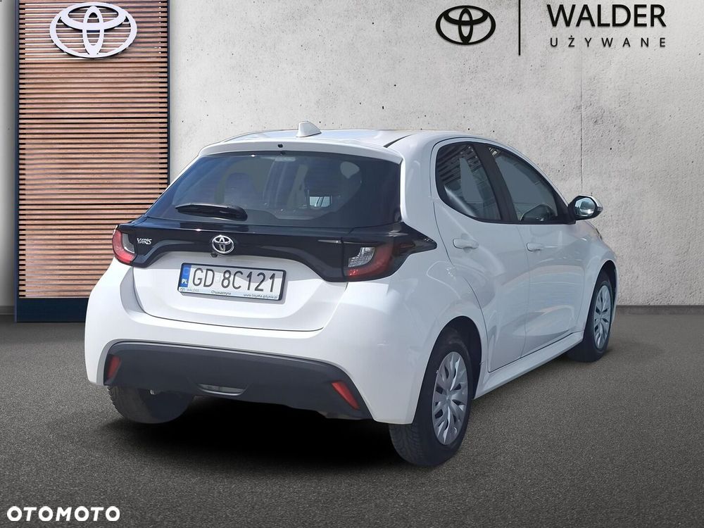 Toyota Yaris - 5