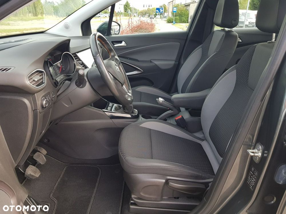 Opel Crossland X - 9