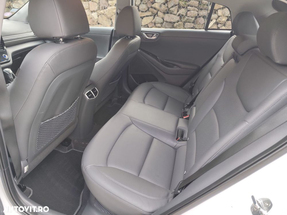 Hyundai IONIQ 141CP Exclusive - 22