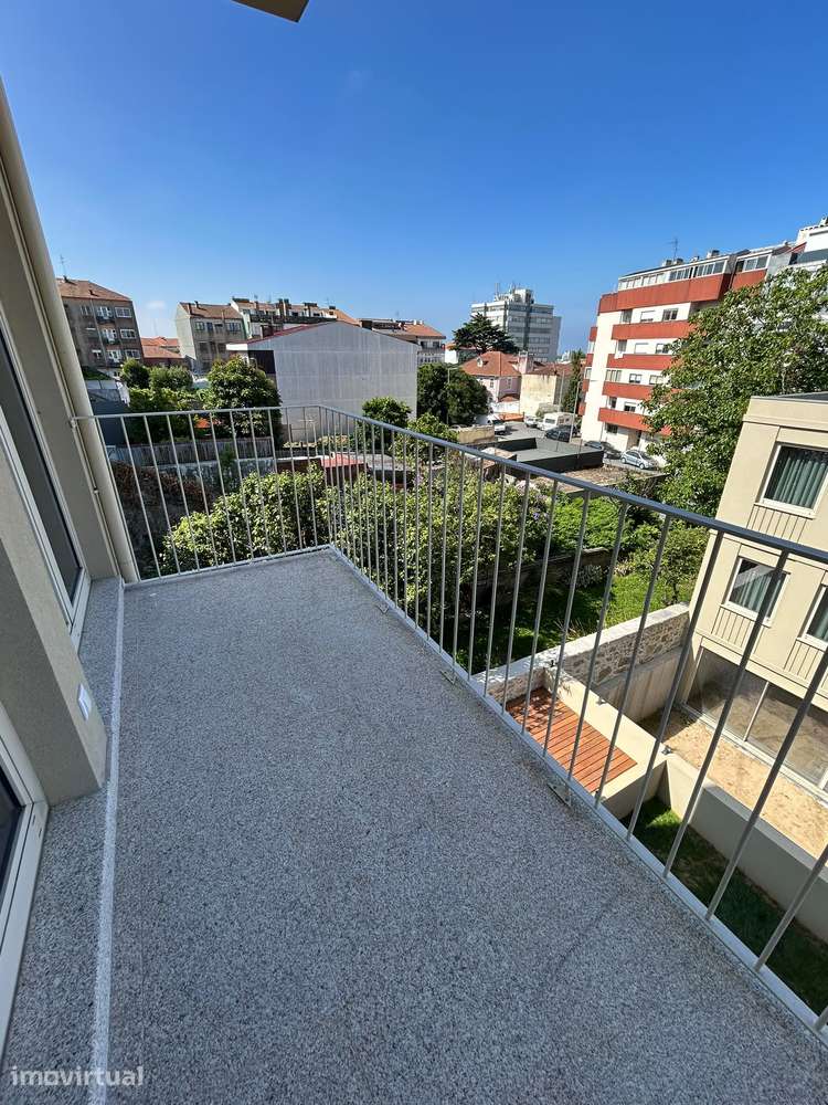 APARTAMENTO T1 NOVO A ESTREAR (66m²) NO PORTO – COM VARANDA - Grande imagem: 2/14