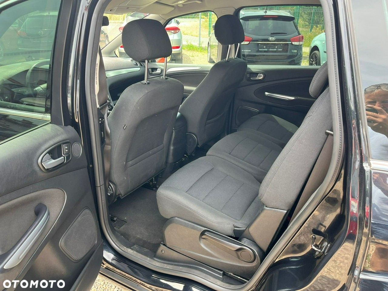 Ford S-Max - 19
