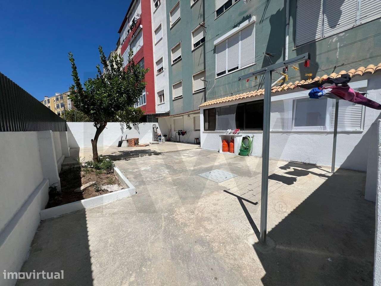 Apartamento T2 com Terraço - Grande imagem: 3/22