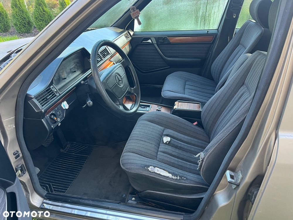 Mercedes-Benz W124 (1984-1993) - 8