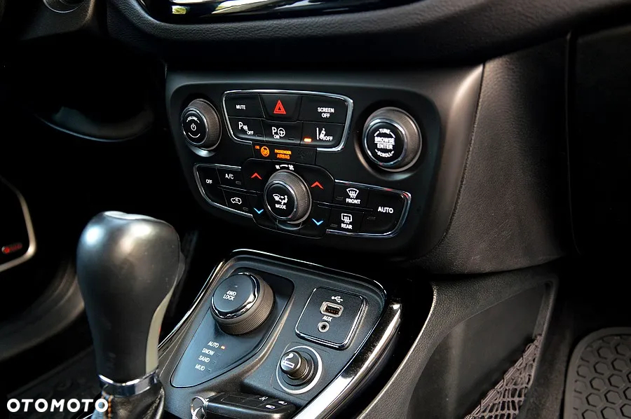 Jeep Compass 2.0 MultiJet Active Drive Automatik Limited - 34