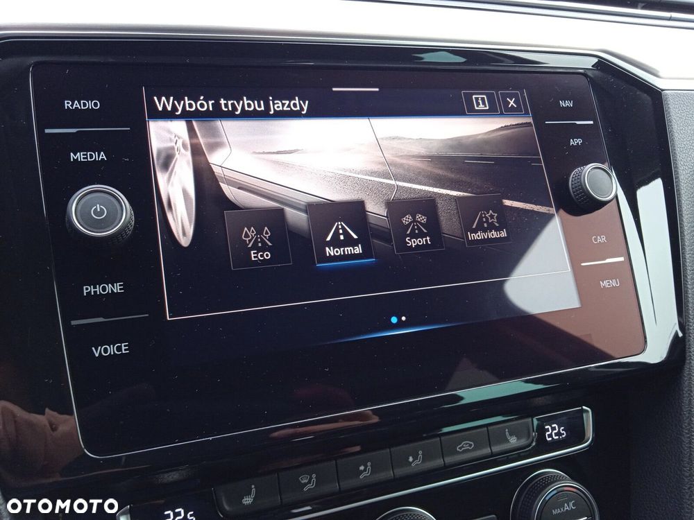 Volkswagen Passat - 29