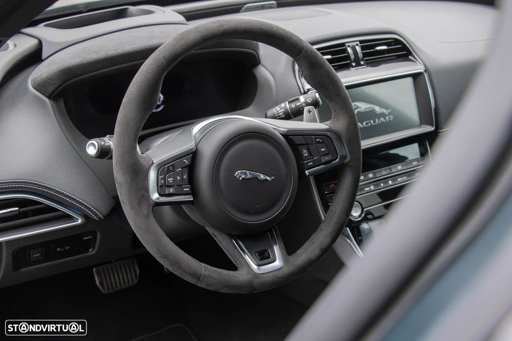 Jaguar XE 3.0 V6 S/C S - 38
