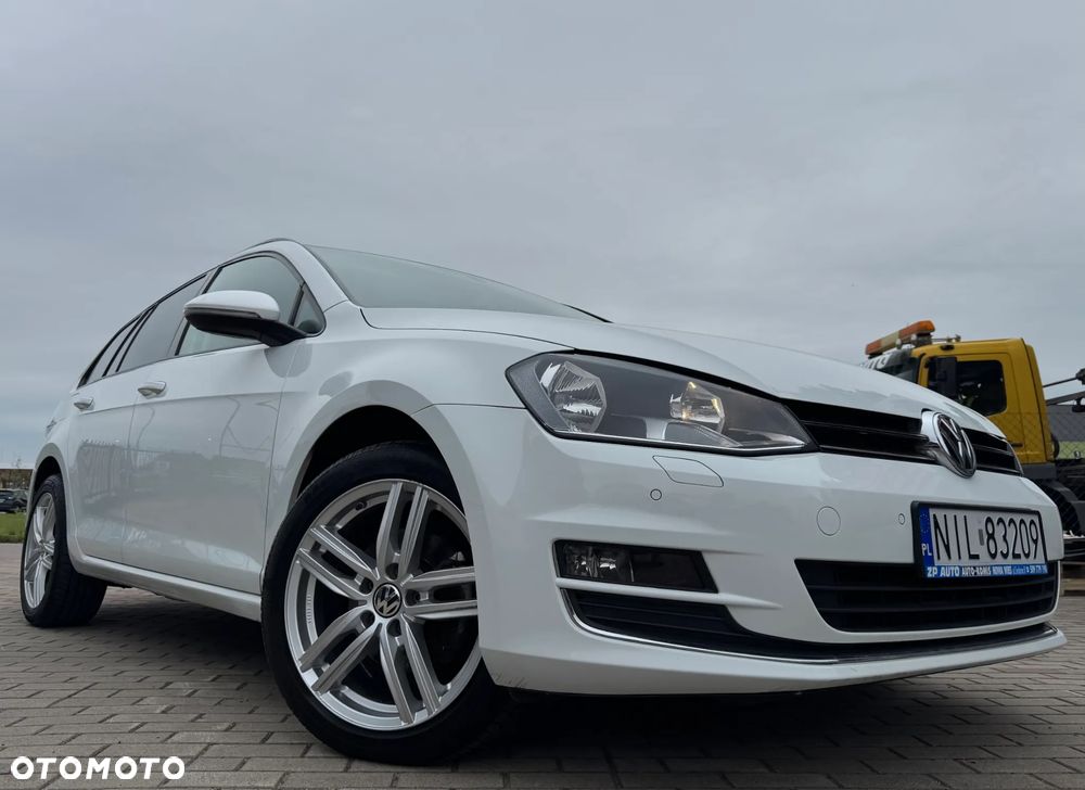 Volkswagen Golf - 6