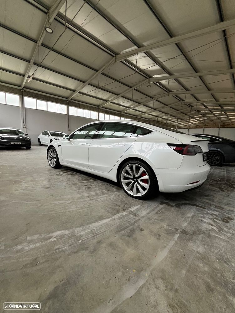 Tesla Model 3 Long Range AWD Dual Motor Performance - 2