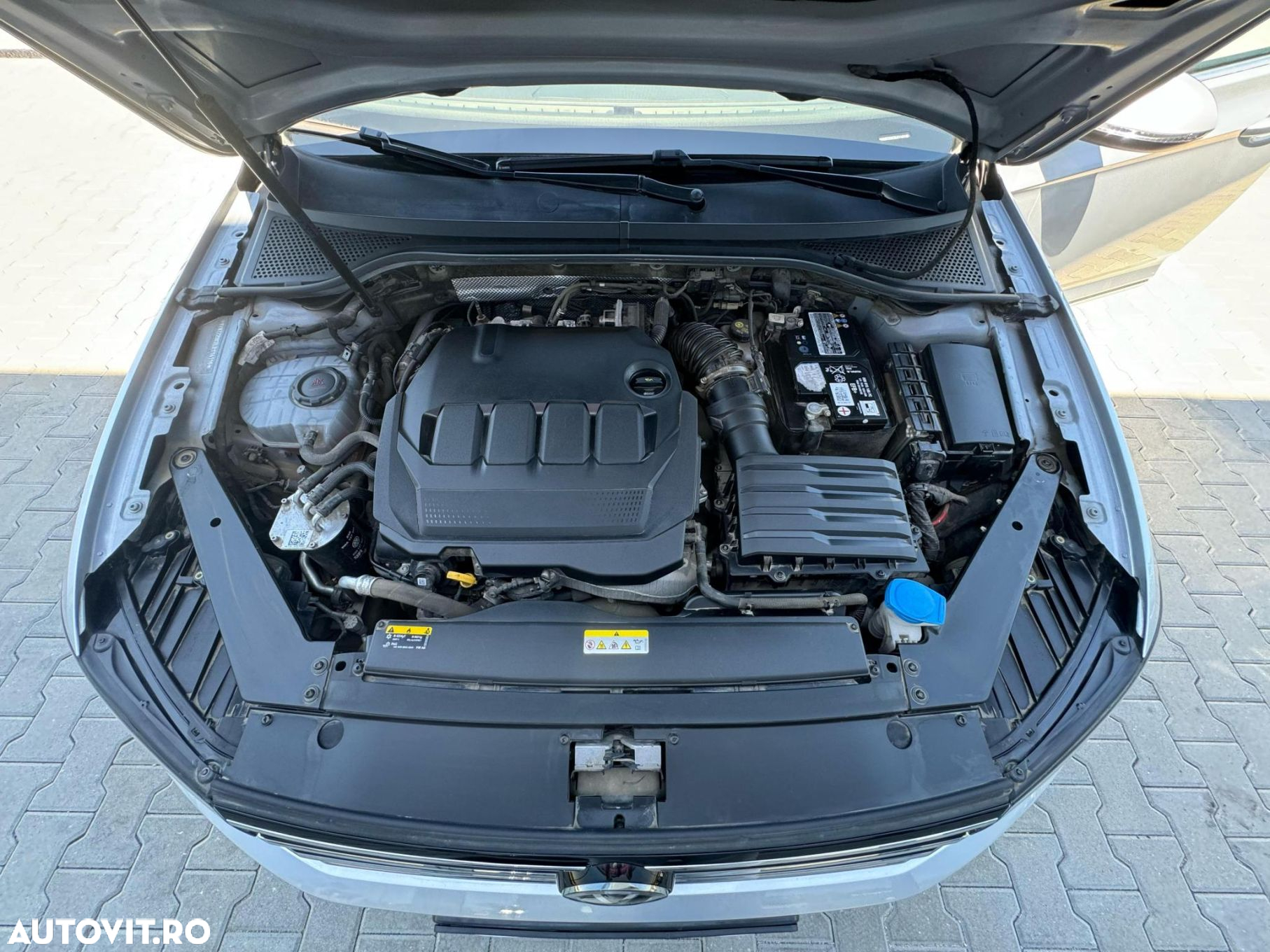 Volkswagen Passat 2.0 TDI DSG Highline - 37