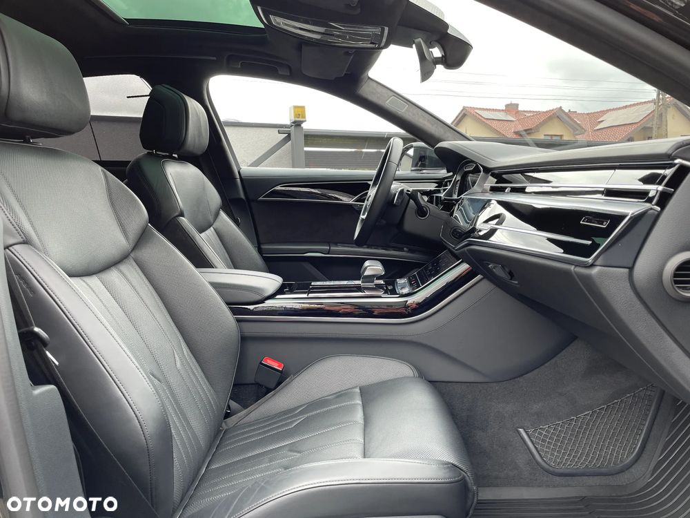 Audi A8 55 TFSI quattro tiptronic - 16