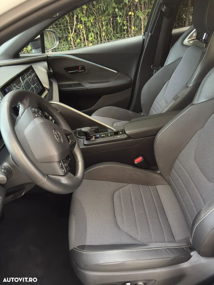 Toyota C-HR 2.0 HEV 197 CP 4x2 CVT Premiere Edition - 22