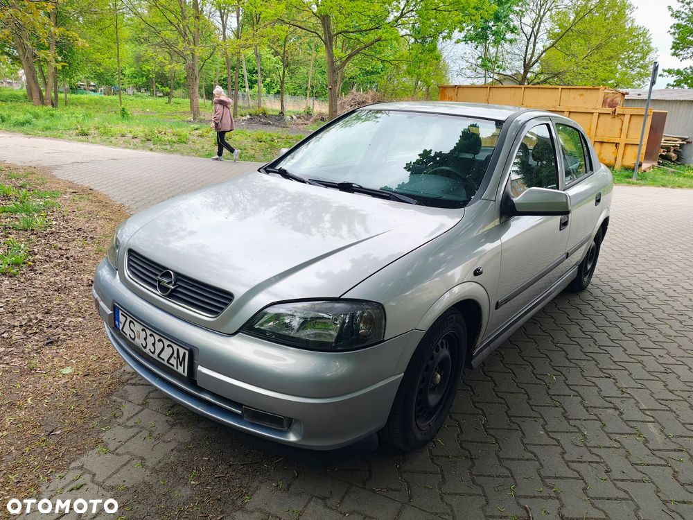 Opel Astra 1.6 - 2