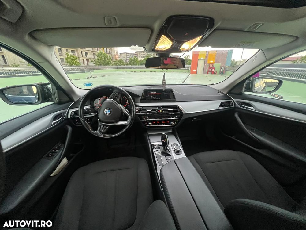BMW Seria 5 520d xDrive Aut. - 14