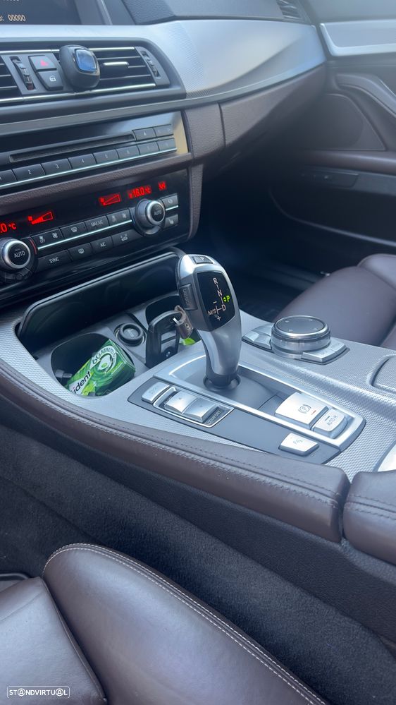BMW 520 d Pack M Auto - 28