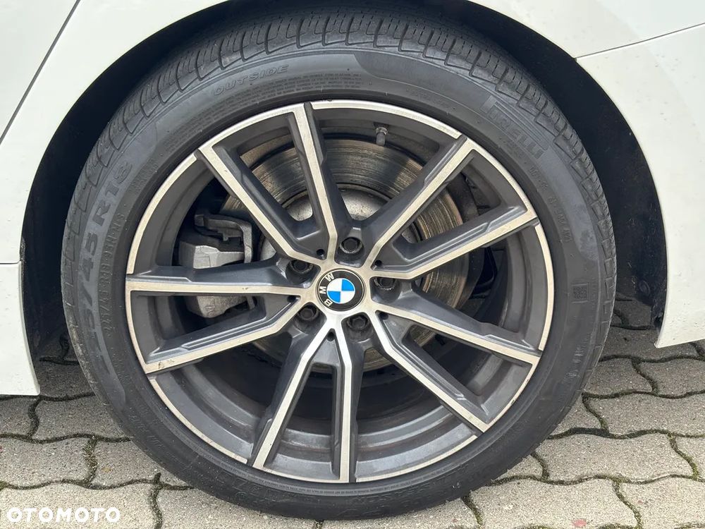 BMW Seria 3 330i Luxury Line - 33