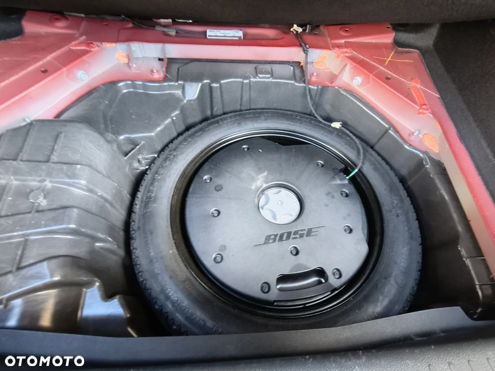 Renault Megane ENERGY TCe 205 EDC GT - 24