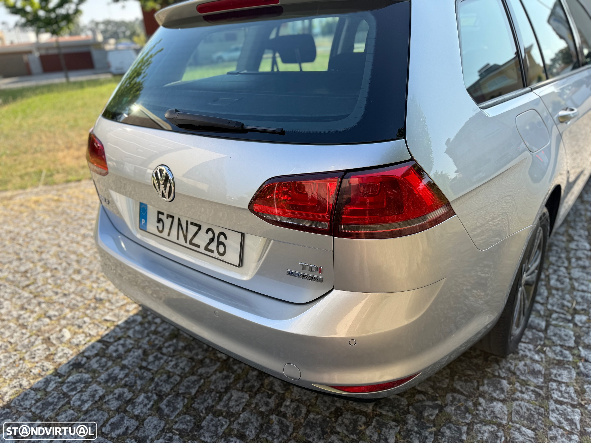 VW Golf Variant 1.6 TDi BlueMotion Confortline - 5