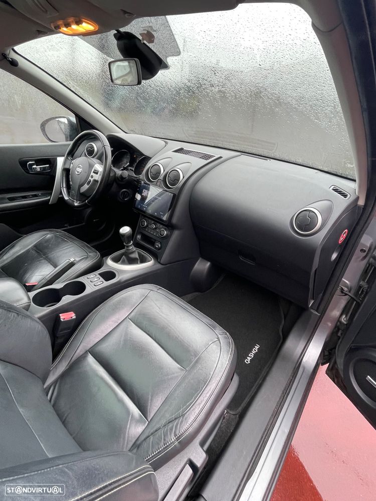 Nissan Qashqai +2 1.5 dCi Tekna Premium 18 360 - 8