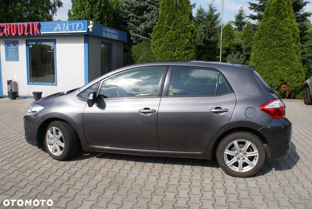Toyota Auris - 3