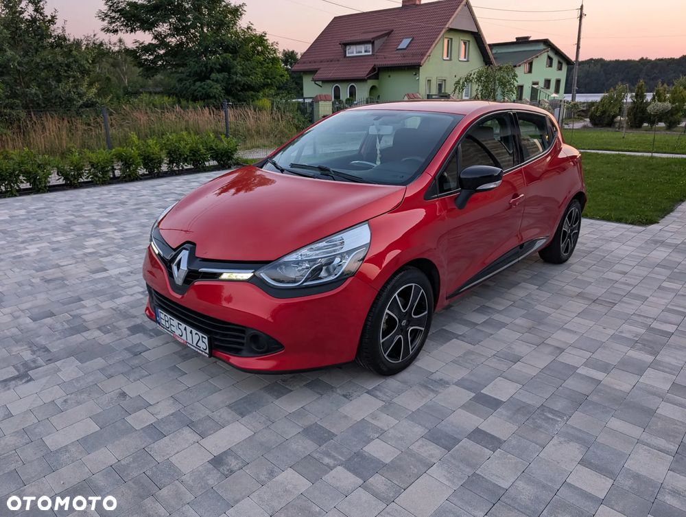 Renault Clio 1.2 16V 75 Life - 6