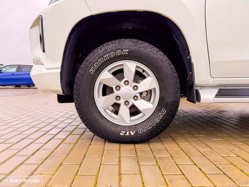 Mitsubishi L200 2.3 DI-D CD Invite 4WD - 26