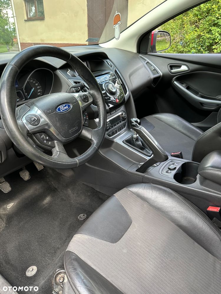 Ford Focus 1.6 EcoBoost Titanium - 6