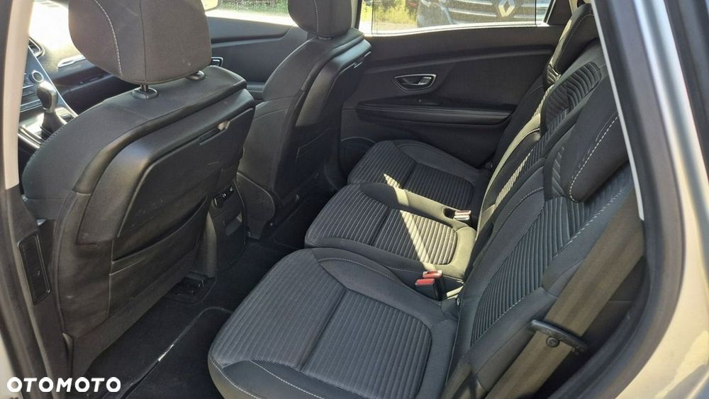 Renault Scenic ENERGY dCi 110 EDC EXPERIENCE - 12
