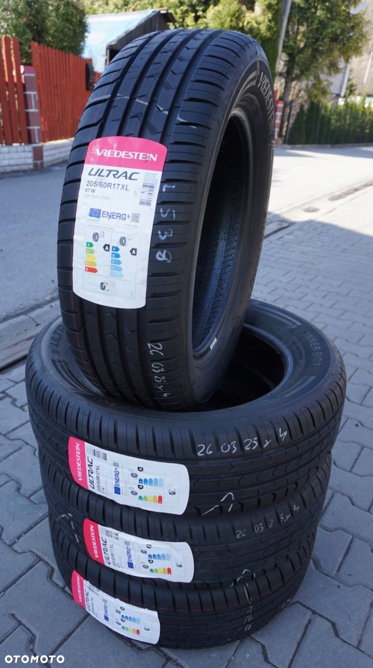 Vredestein Ultrac 205/60R17 97W L538 - 2