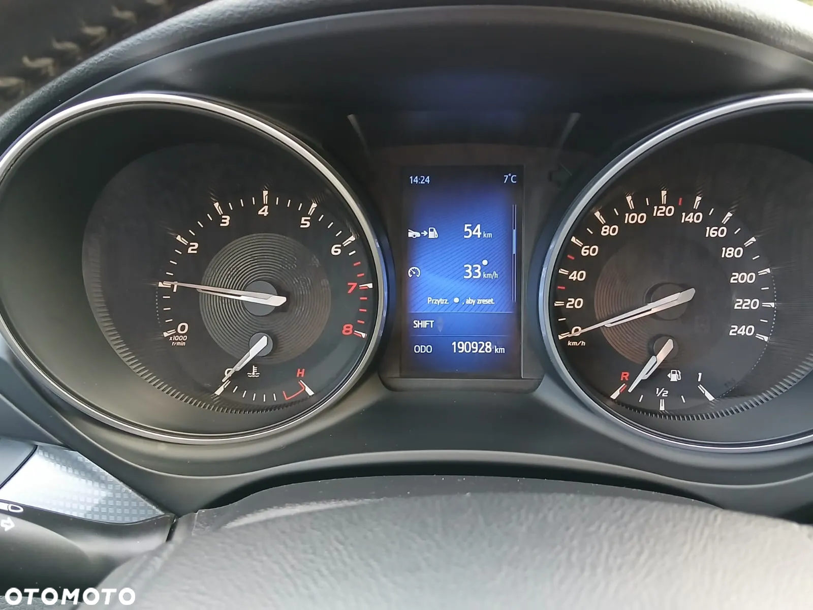 Toyota Avensis Touring Sports 1.8 Comfort - 18