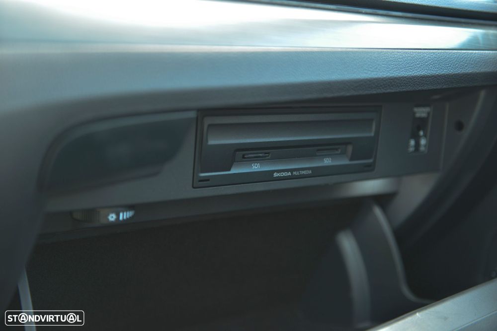 Skoda Superb Break 1.6 TDI Style - 37