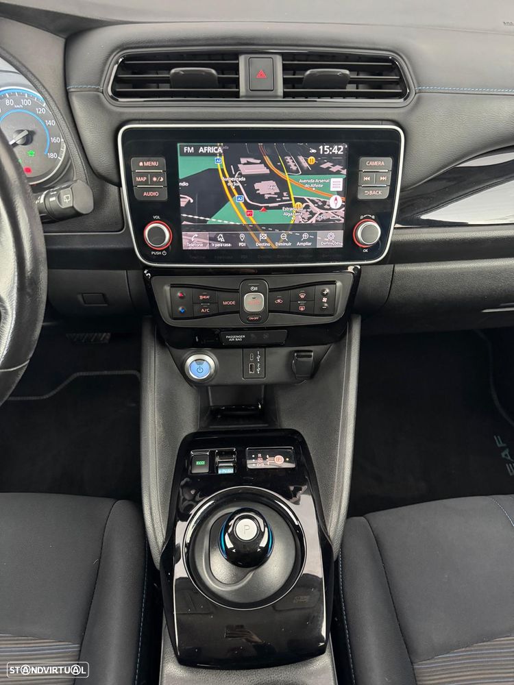 Nissan Leaf N-Connecta - 7