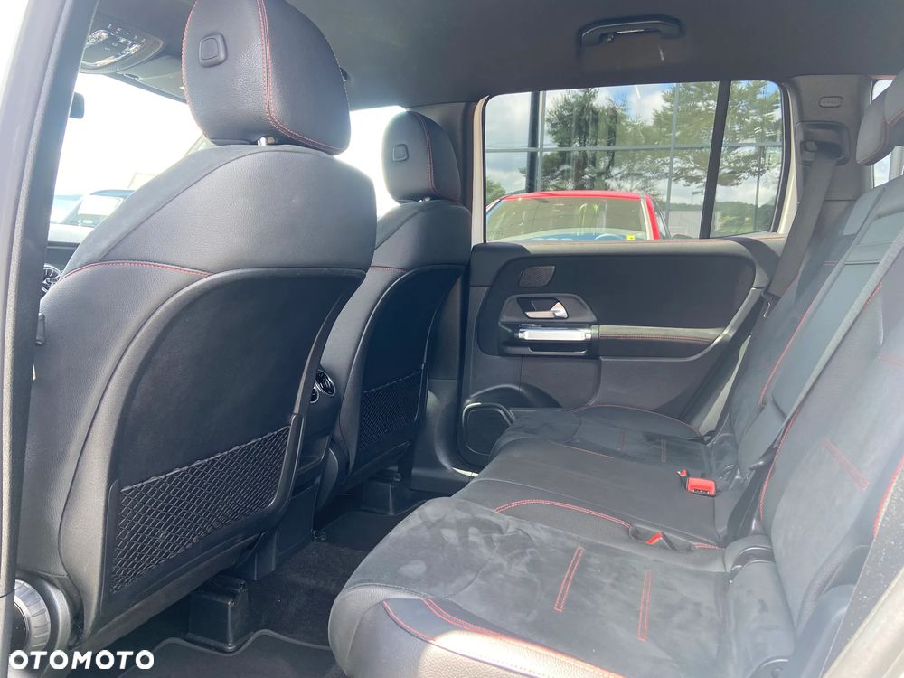 Mercedes-Benz GLB 200 AMG Line 7G-DCT - 8