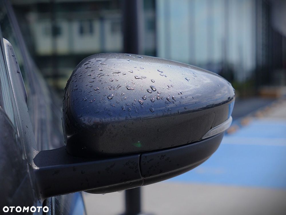 Ford Kuga - 10
