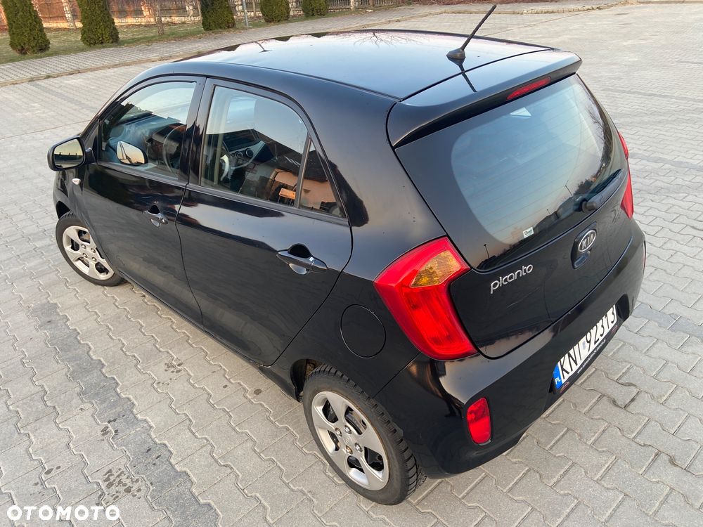 Kia Picanto 1.0 L - 4