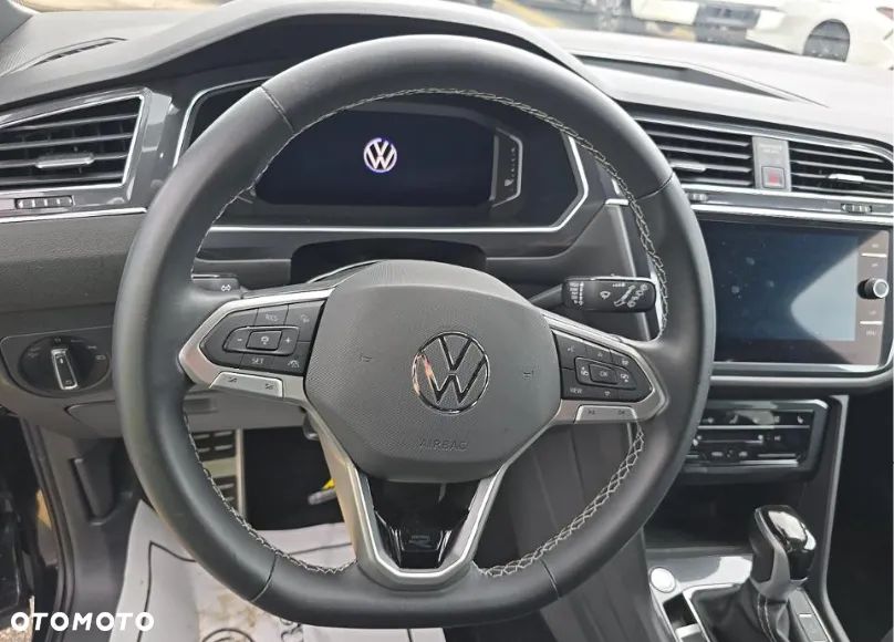 Volkswagen Tiguan - 8