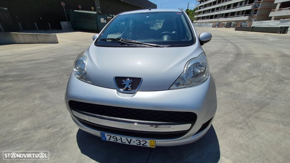 Peugeot 107 1.0 Black&Silver - 1