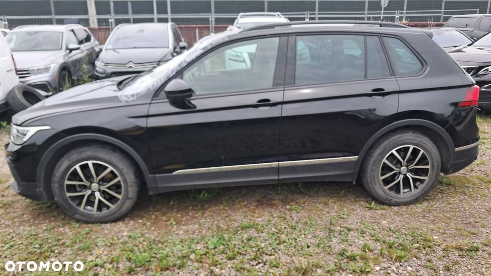 Volkswagen Tiguan - 6