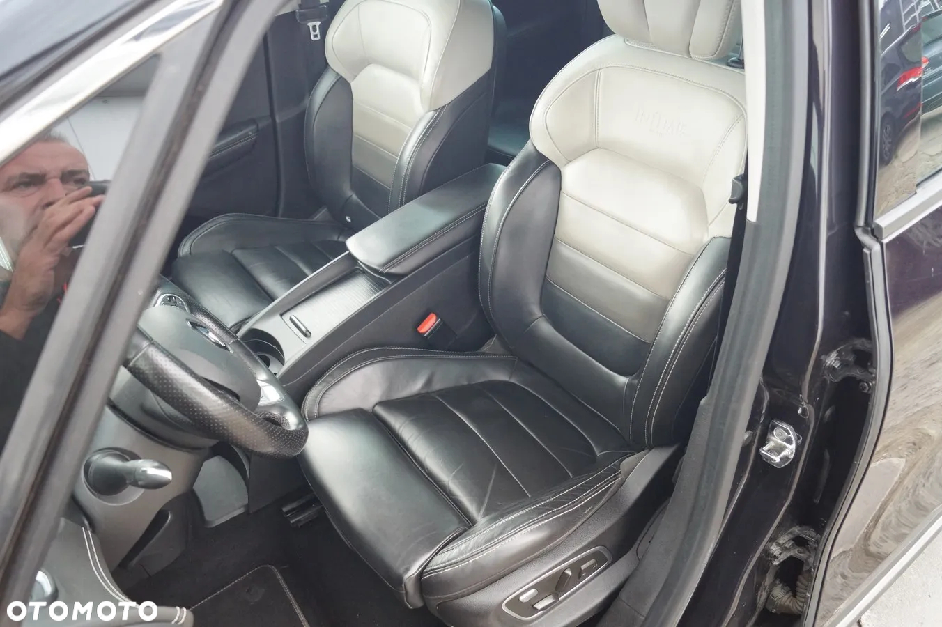 Renault Grand Scenic - 16