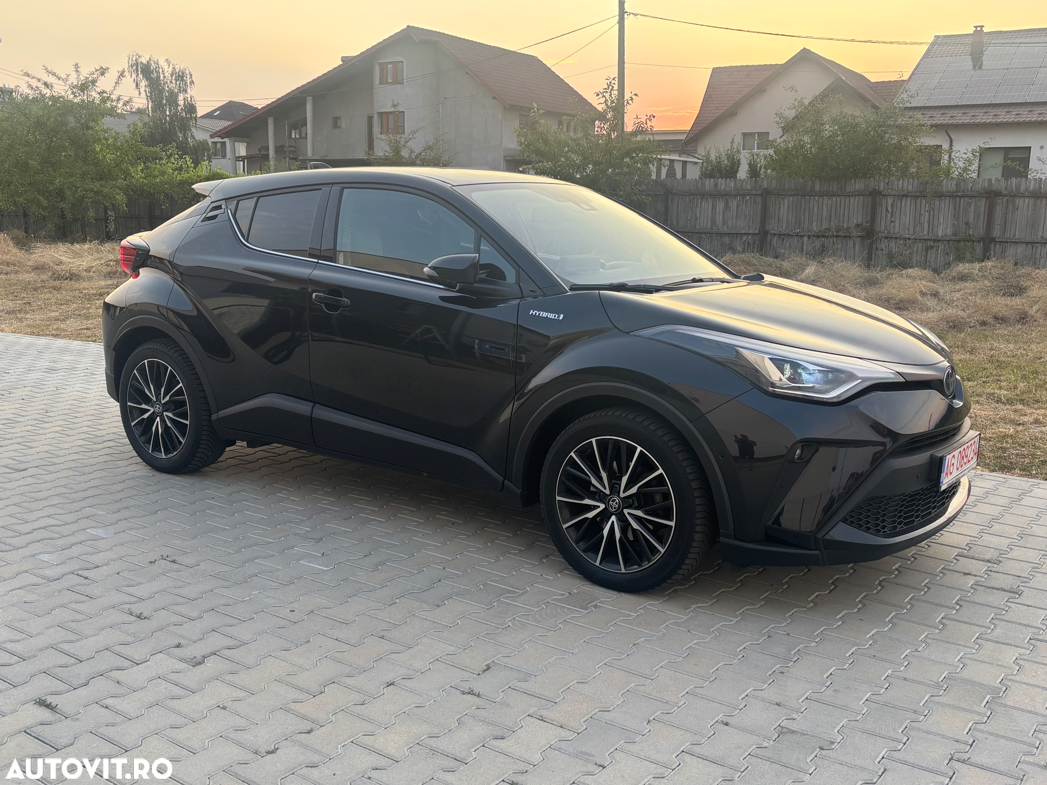 Toyota C-HR 2.0 Hybrid Lounge - 18
