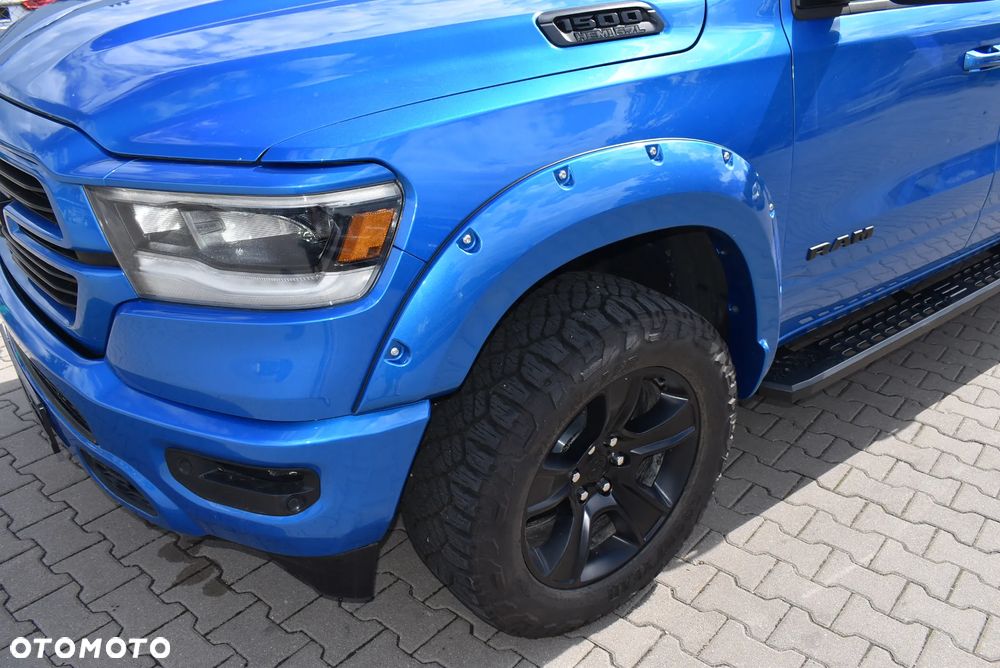 RAM 1500 Crew Cab Sport - 10