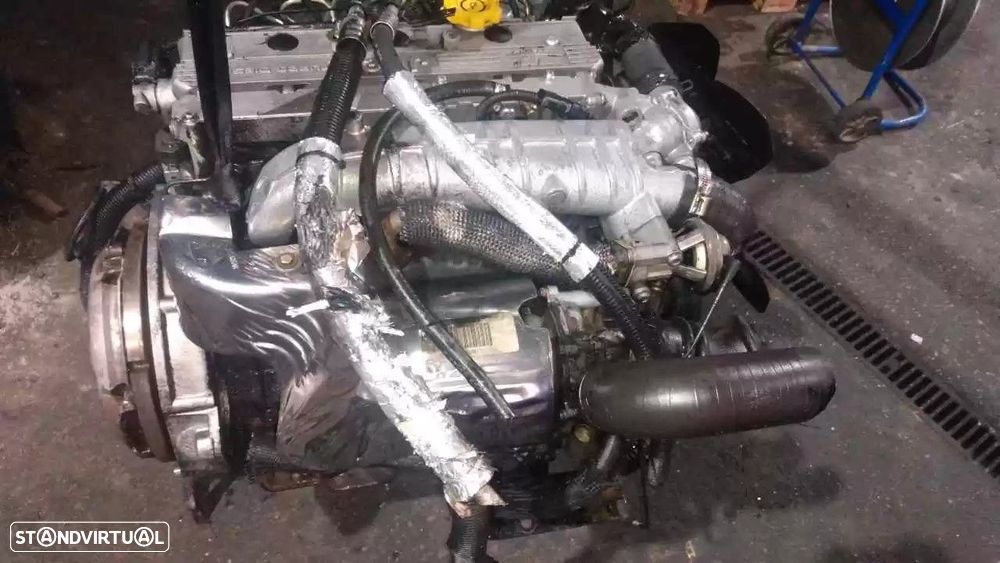 MOTOR COMPLETO CHRYSLER VOYAGER IV - 8