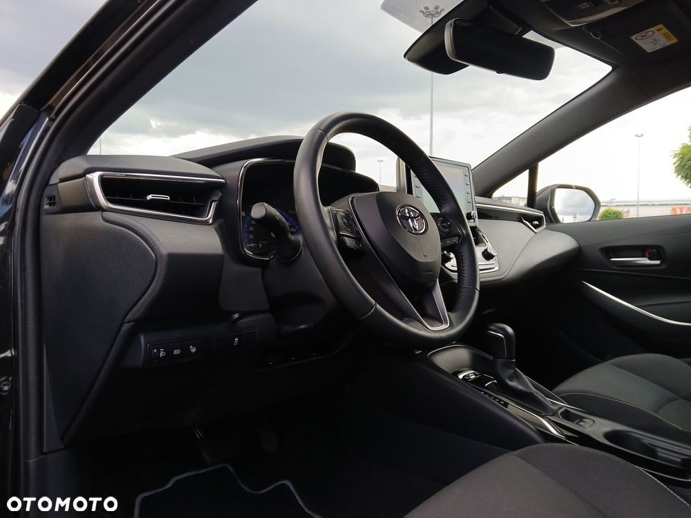 Toyota Corolla 1.8 Hybrid Comfort - 19
