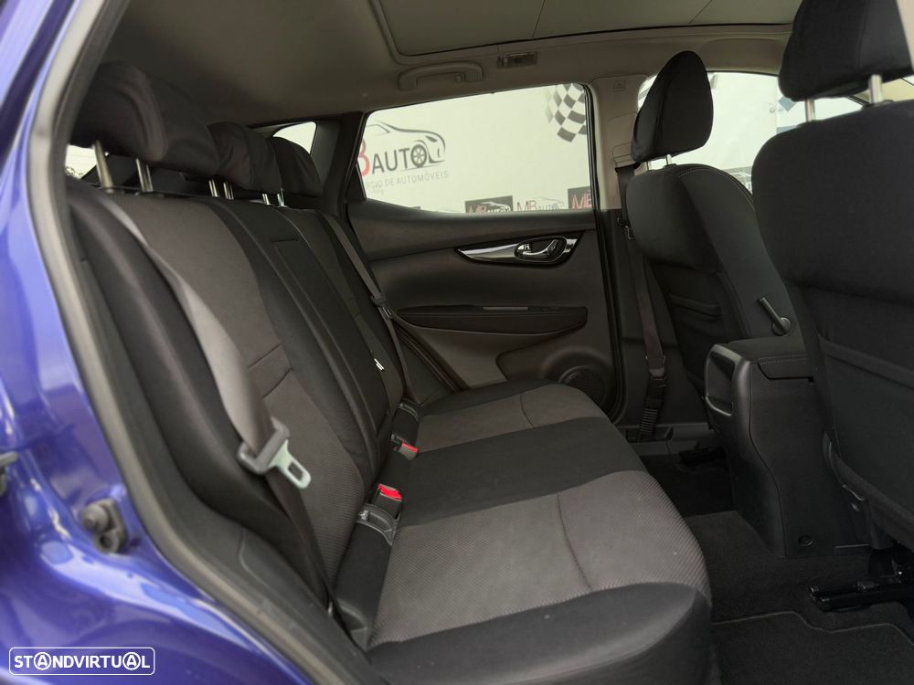 Nissan Qashqai 1.5 dCi N-Connecta - 44