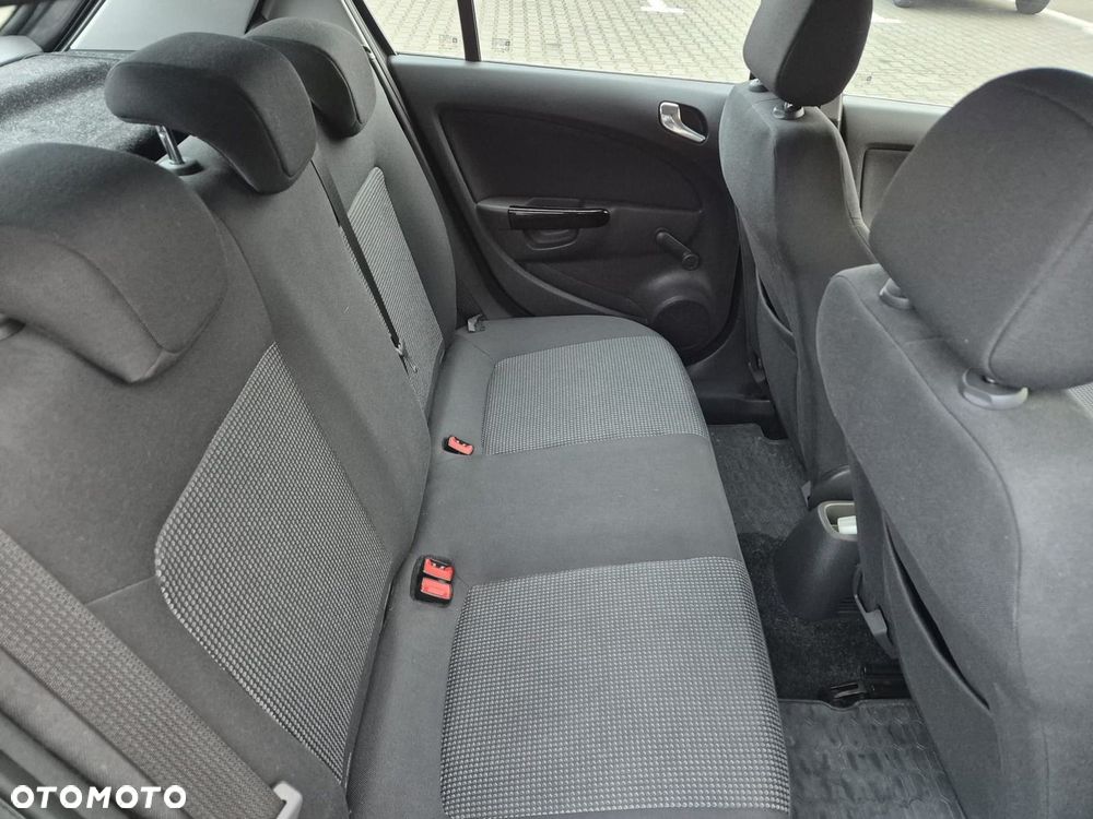 Opel Corsa 1.2 16V Essentia - 14